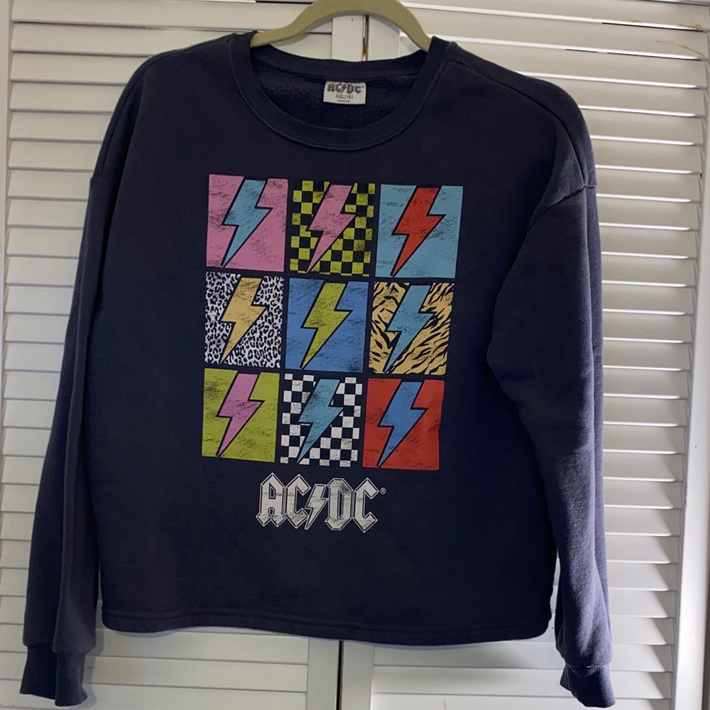 AC/DC Graphic Gray Crew Neck Pullover Sweatshirt with Lightning Bolts XXL -18